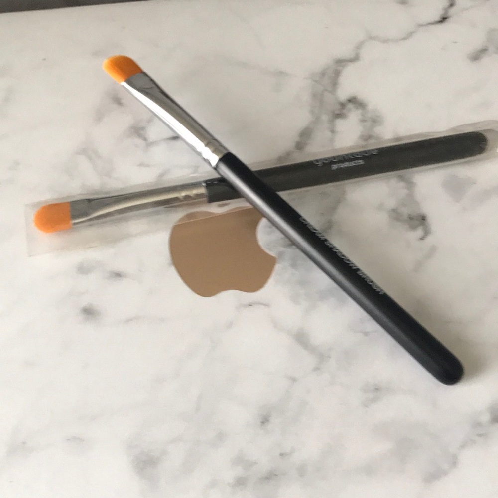 Cream Shadow Brush